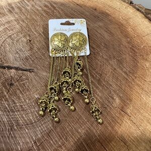 Fashion Jewelry Gold Floral Dangle Earrings